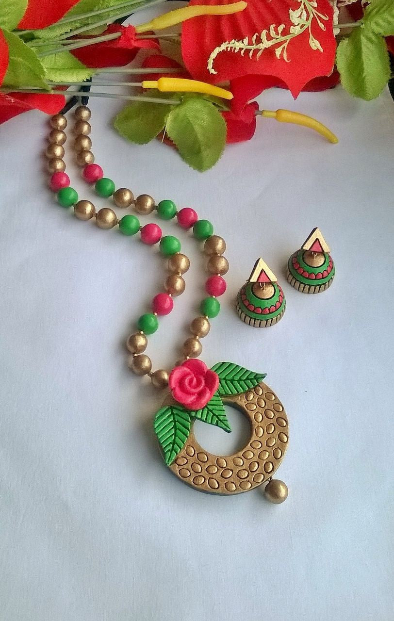 Beautiful Flower Terracotta Jewellery Set