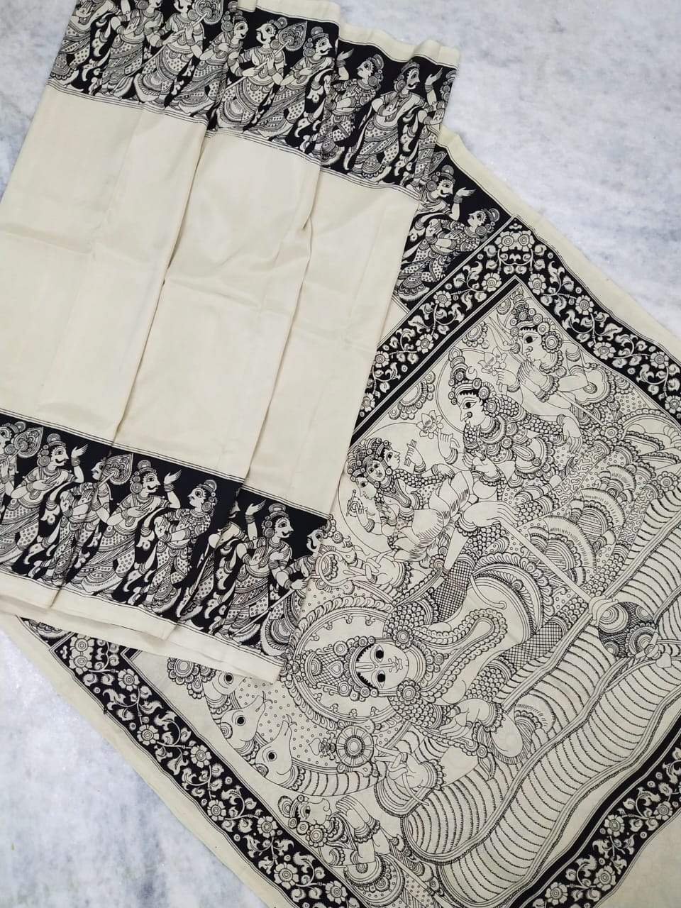 Monochrome Hand Painted Kalamkari Chennur Silk Saree_BWHCS004