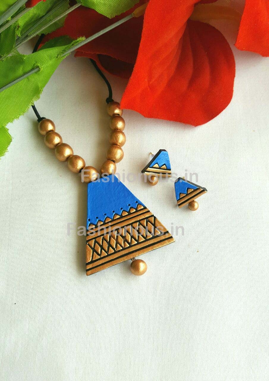 Blue Pentagon Shaped Terracotta Pendant Set-TJS-029