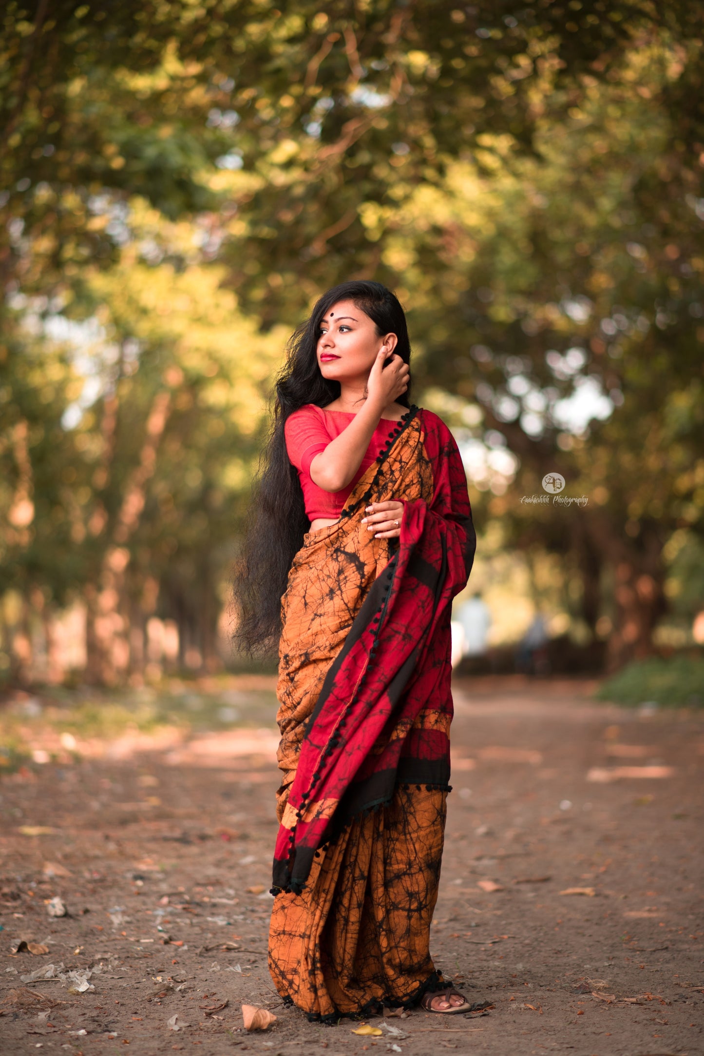 Marbled Beauty- Yellow-Red Pom Pom Saree