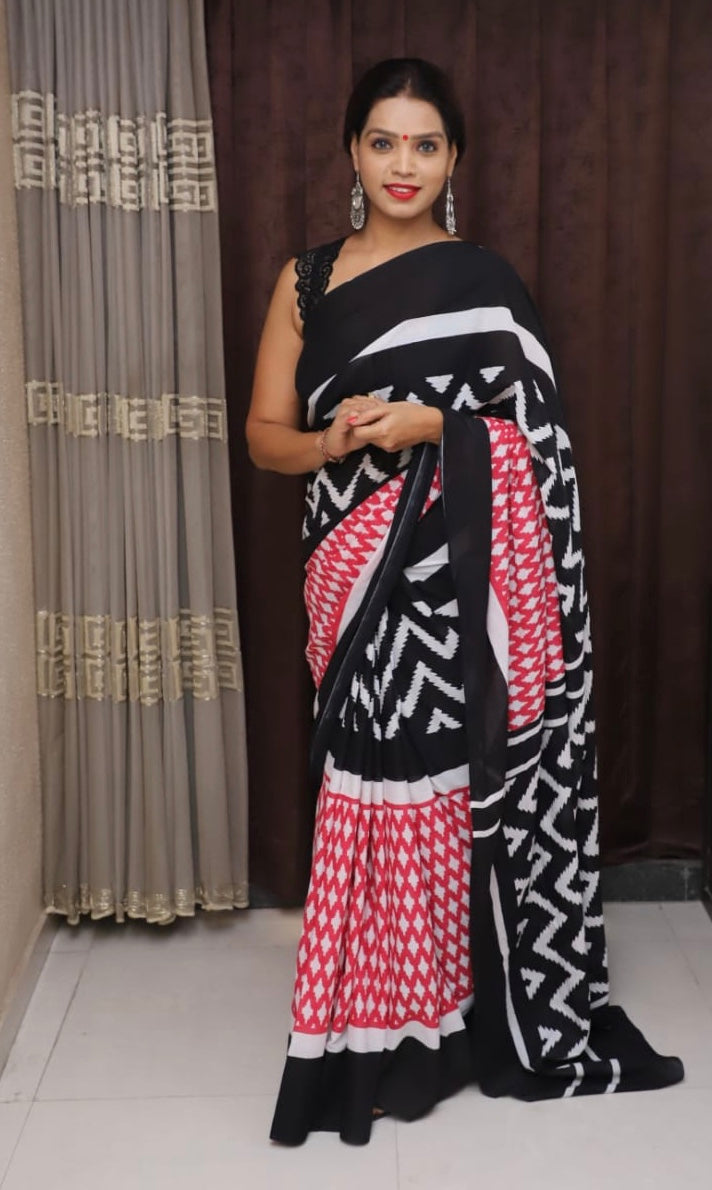 Waves of Tradition: The Jaipuri Cotton Saree with a ZigZag Twist - TCS016