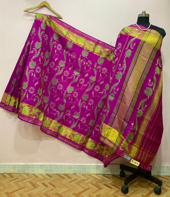 Dark Pink Floral Designed with Golden Border Patola Silk Saree-PPSRE-010