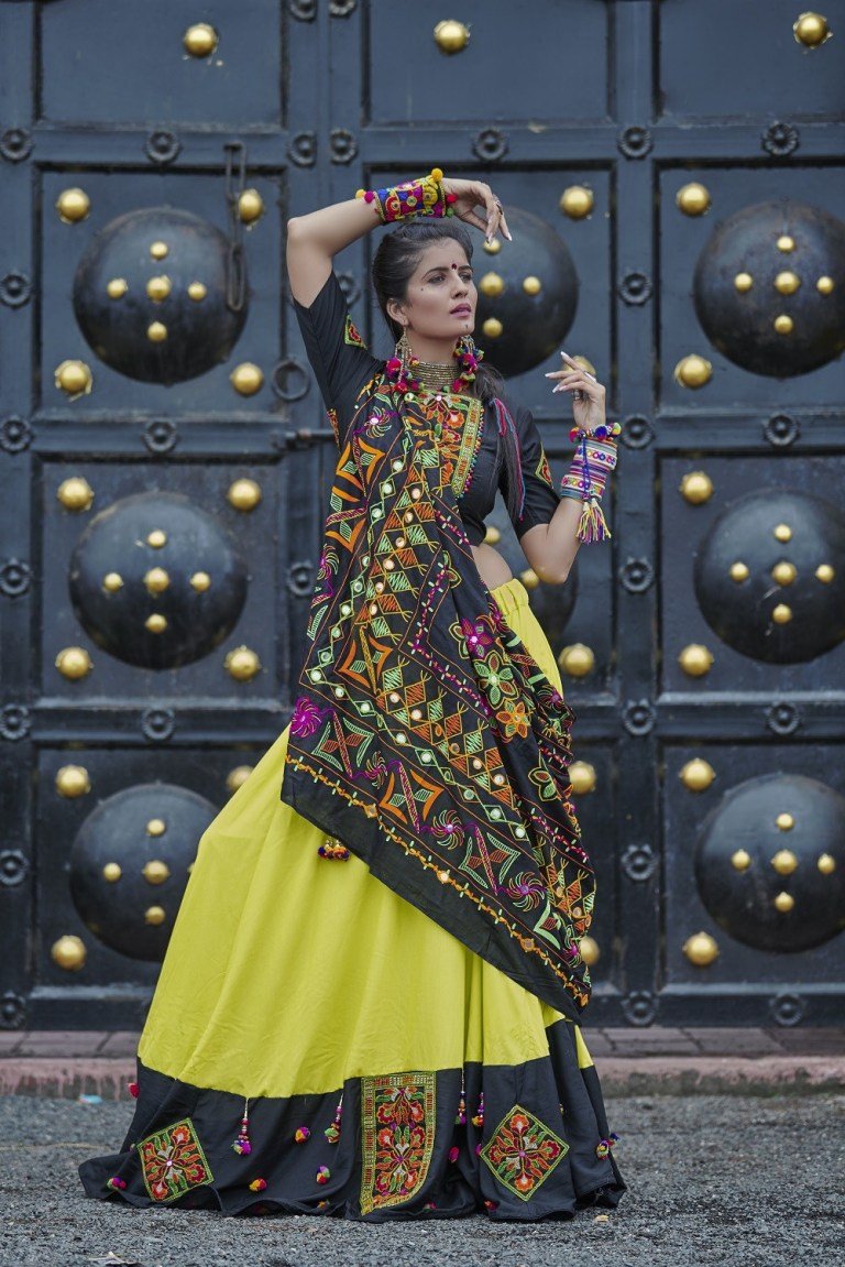 Gleamy Green and Black SemiStitched Lehenga