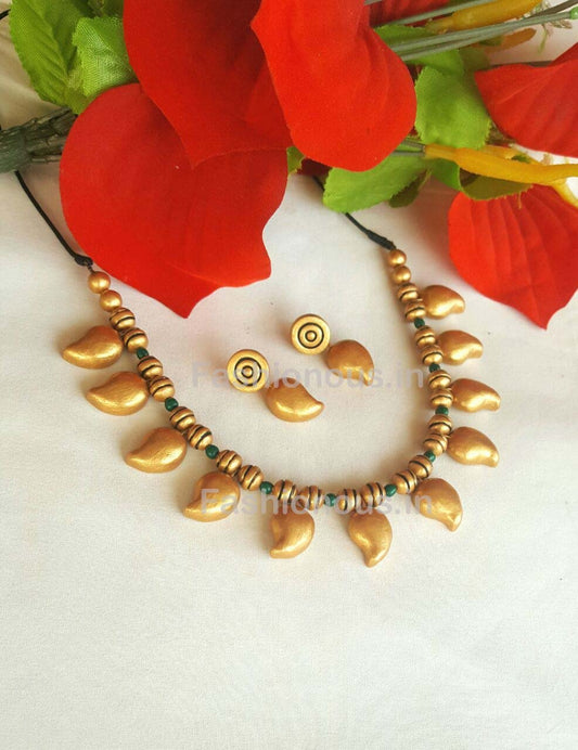 Golden Mango Terracotta Jewellery Set-TJS-024