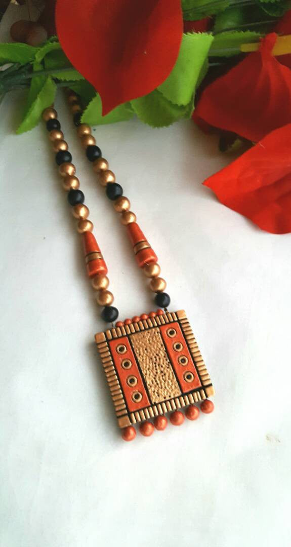 Golden and Orange Square Pendant Jewellery Set