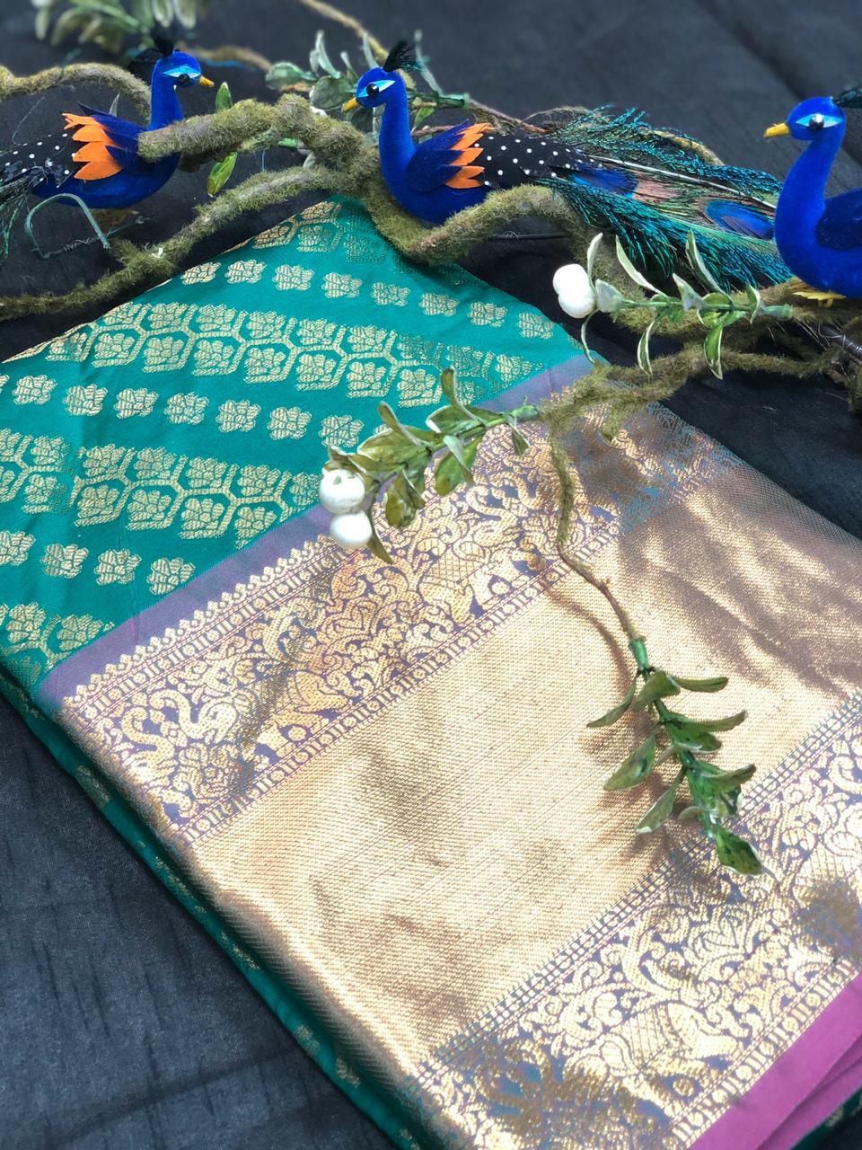Leaf Green With Purple Green Border Banarasi Silk Saree (Blend)