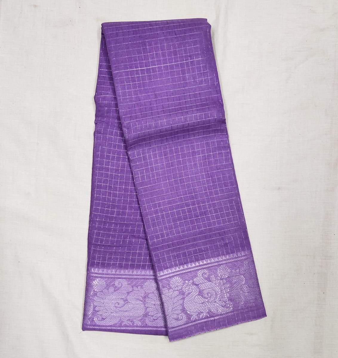 Lavender Madurai Sungudi Saree with Silver Zari Border