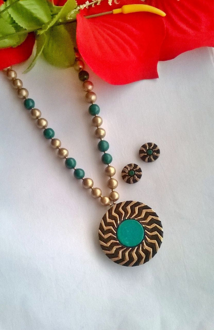Lightening Circle Shaped Terracotta Jewellery Set