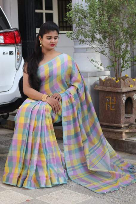 Snow Blush Linen Saree with checks- LNL010 White chequered attractive saree