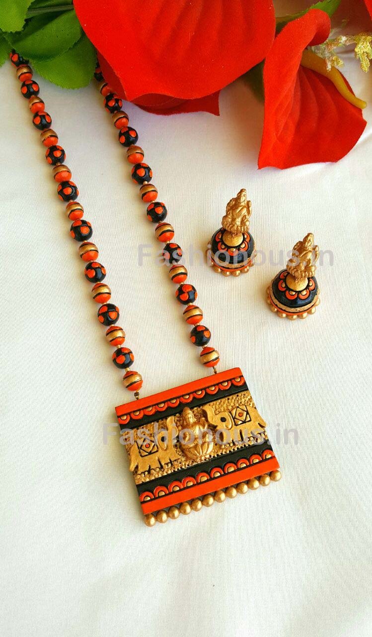 Orange and Black Rectangular Lakshmi Terracotta Pendant Set-TJS-064