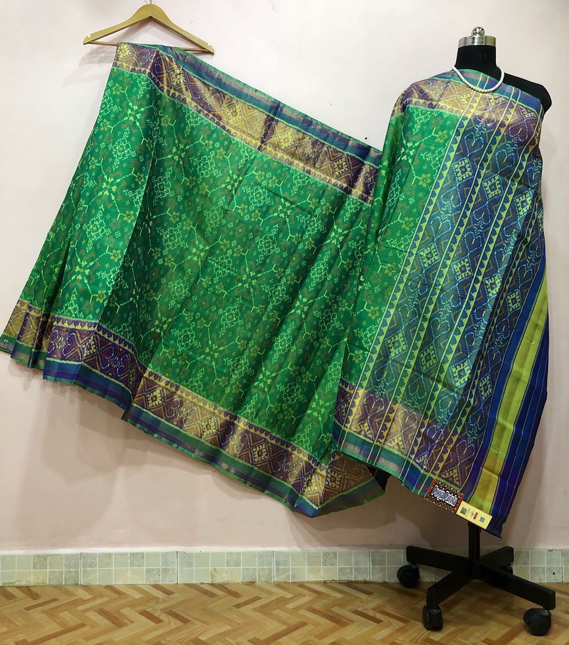 Patola Silk Saree PPSRE023