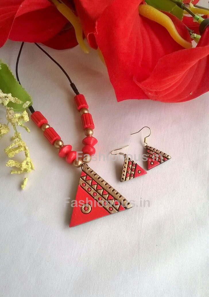 Pink Triangular Terracotta Pendant Set-TJS-037