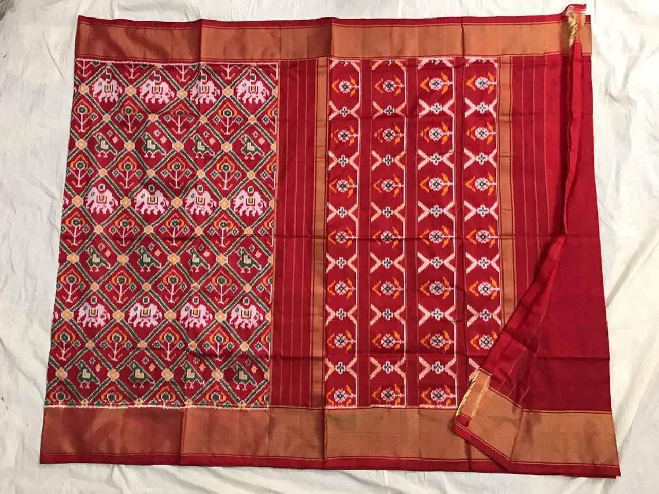 Crimson Clear Pure Ikat Silk Saree-002 Maroon coloured traditional saree