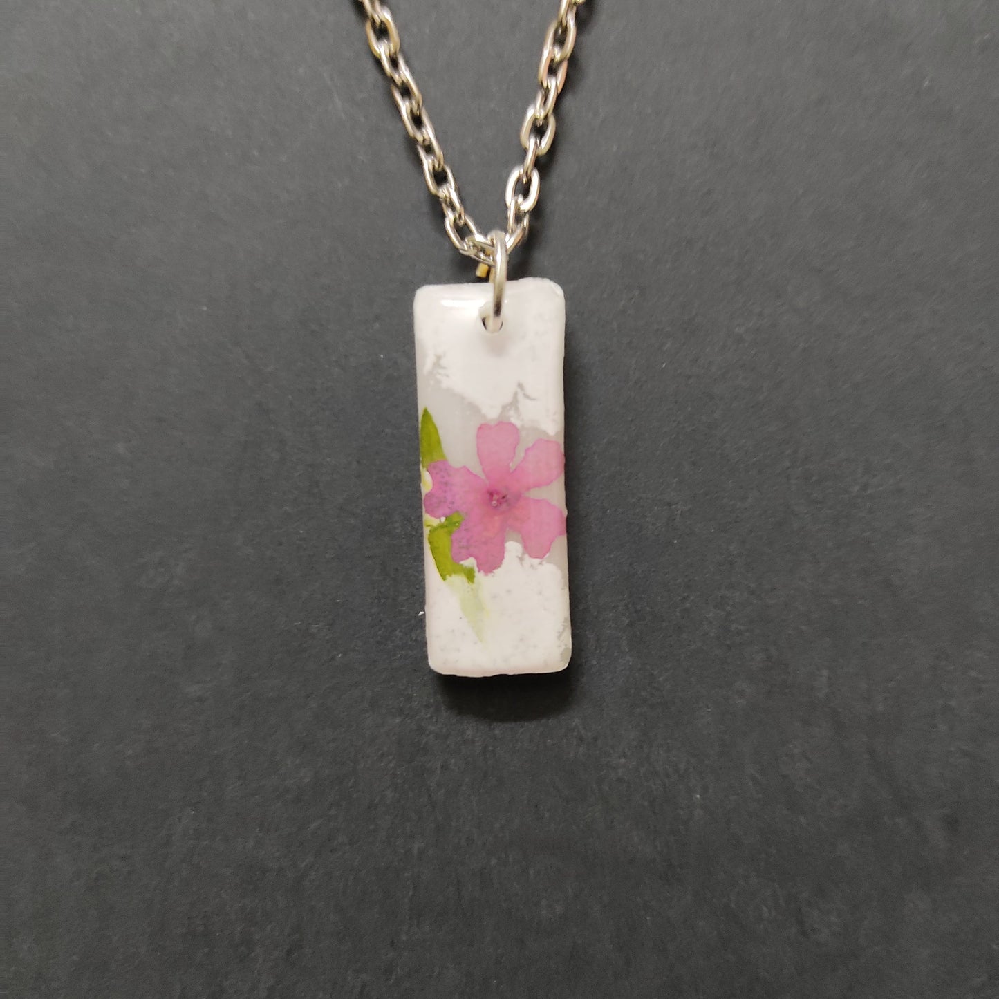 Resin Pendant - RSC011
