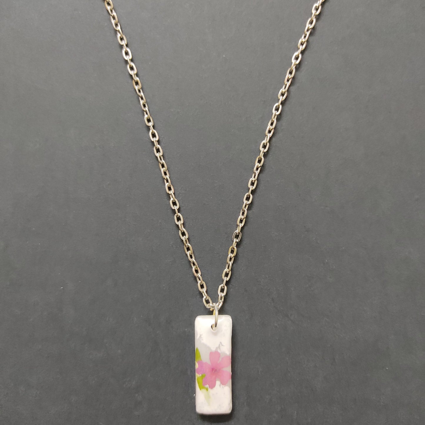 Resin Pendant - RSC011