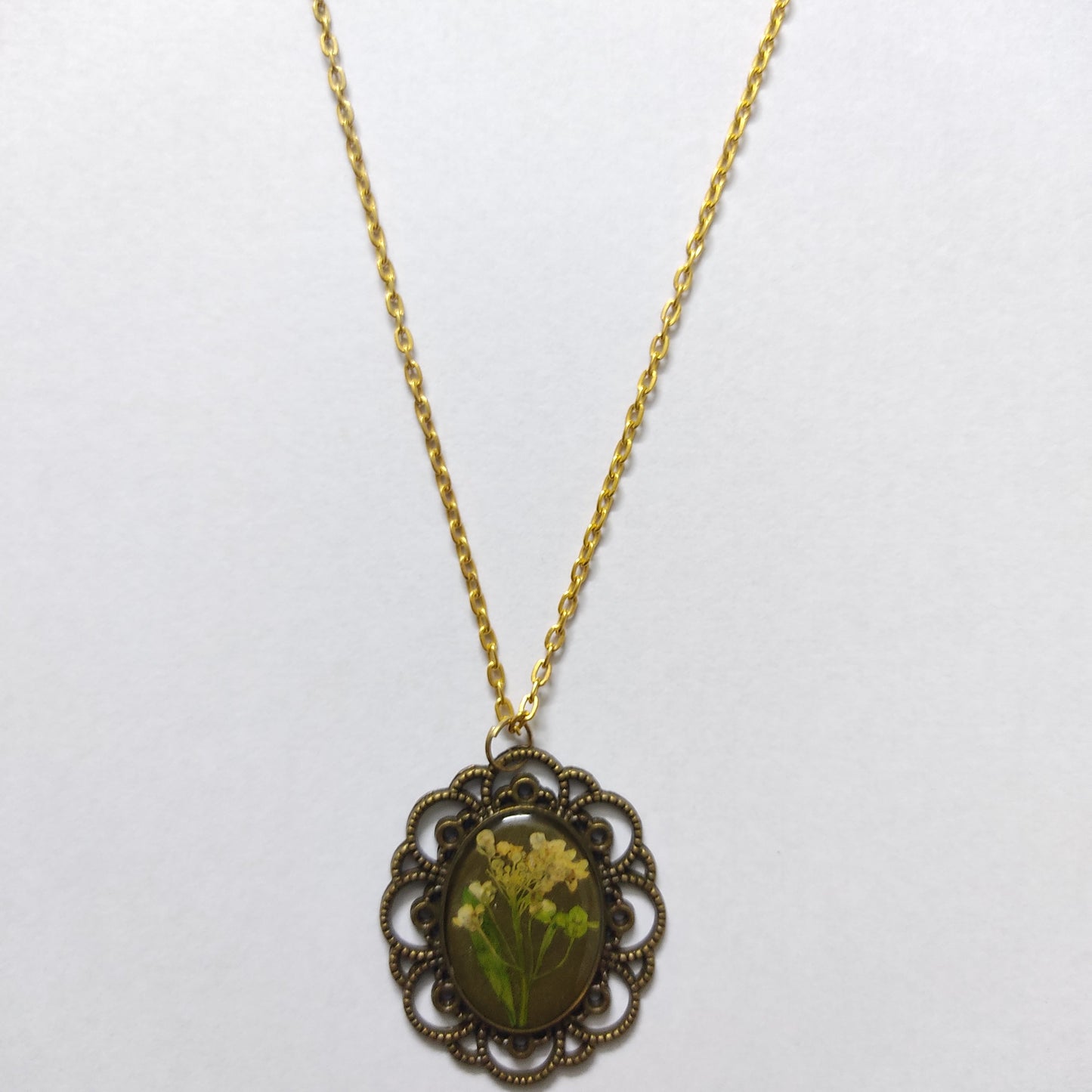 Resin Pendant - RSC023