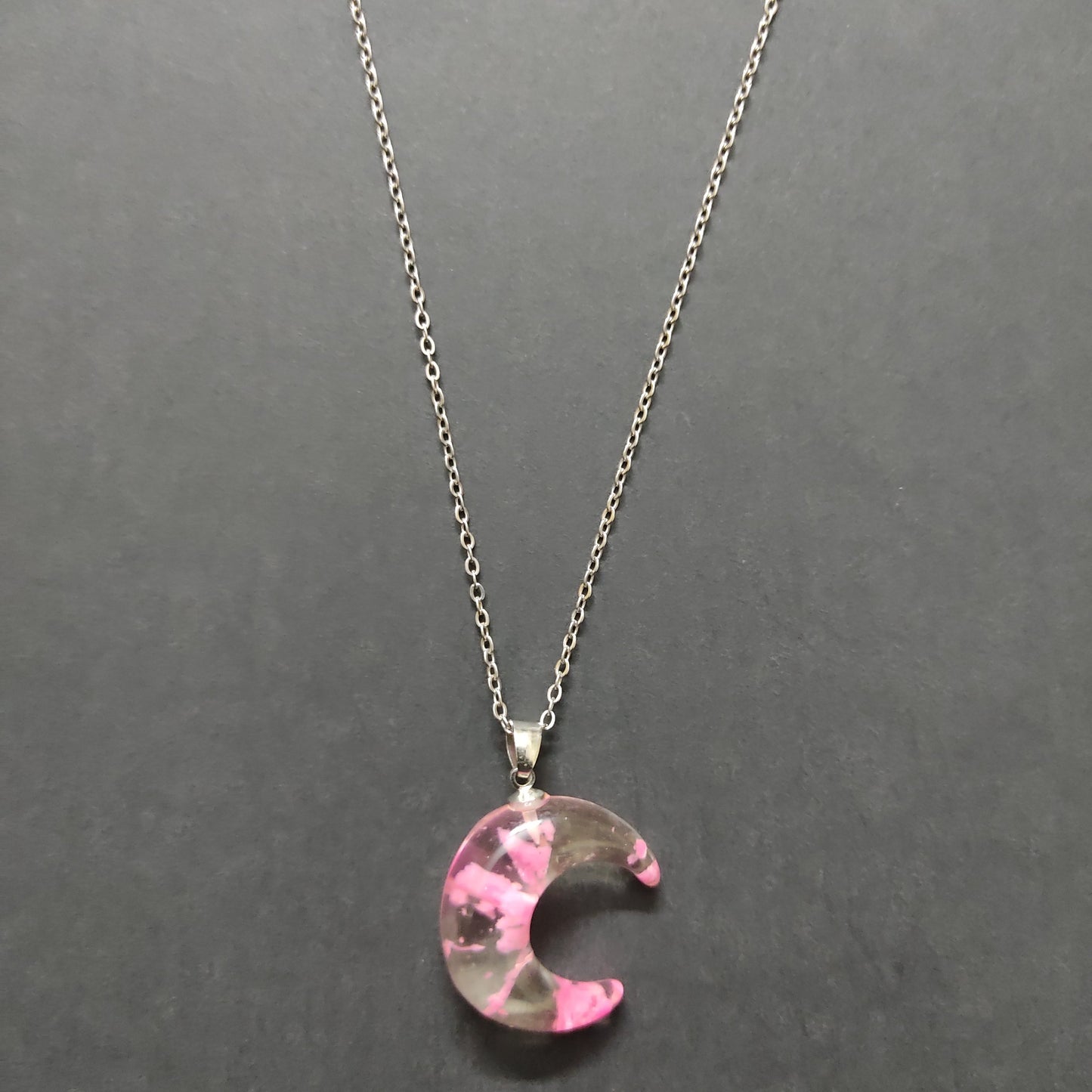 Resin Pendant - RSC025