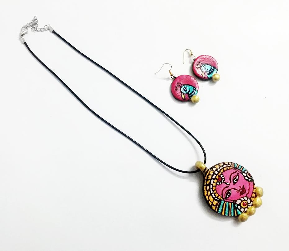 Traditional Beauty Double Side Art Jewel-SAJ007 Simple pendant and earring set for regular use