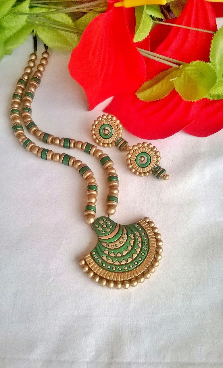 SemiCircle Green Terracotta Jewellery Set