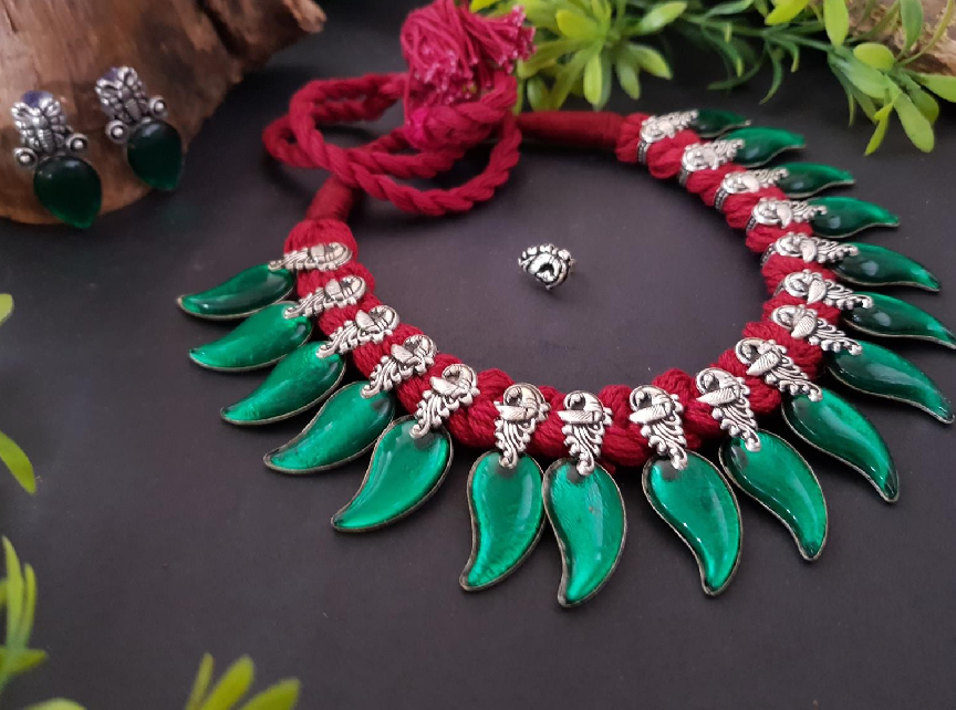 Stone Threaded Temple Jewellery Set-STTJS005