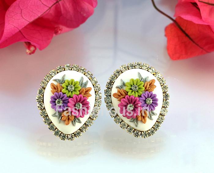 White Floral Droplet Polymer Clay Studs-ZAPCJH-057