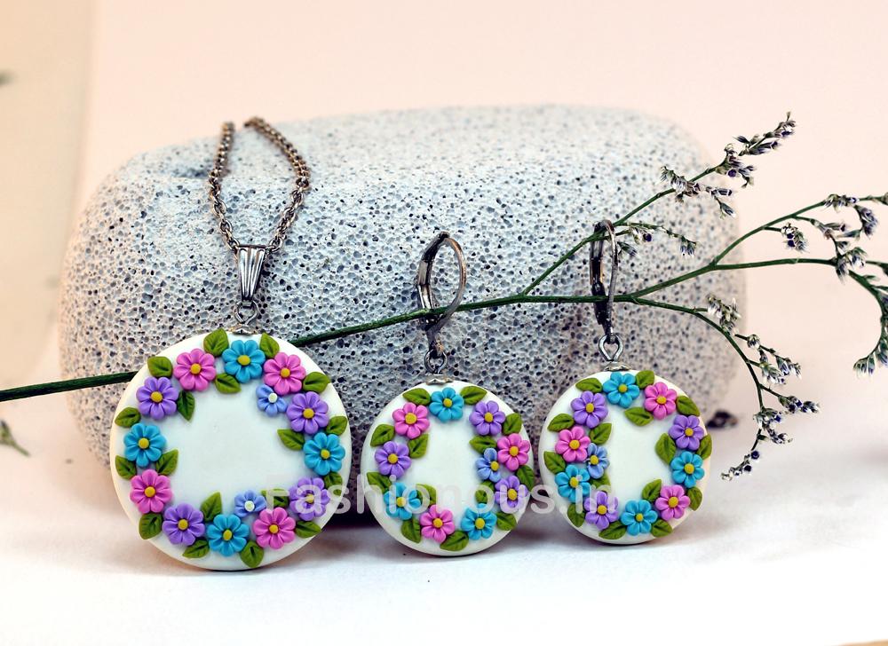 White Floral Necklace and Earrings-ZAPCNS-013