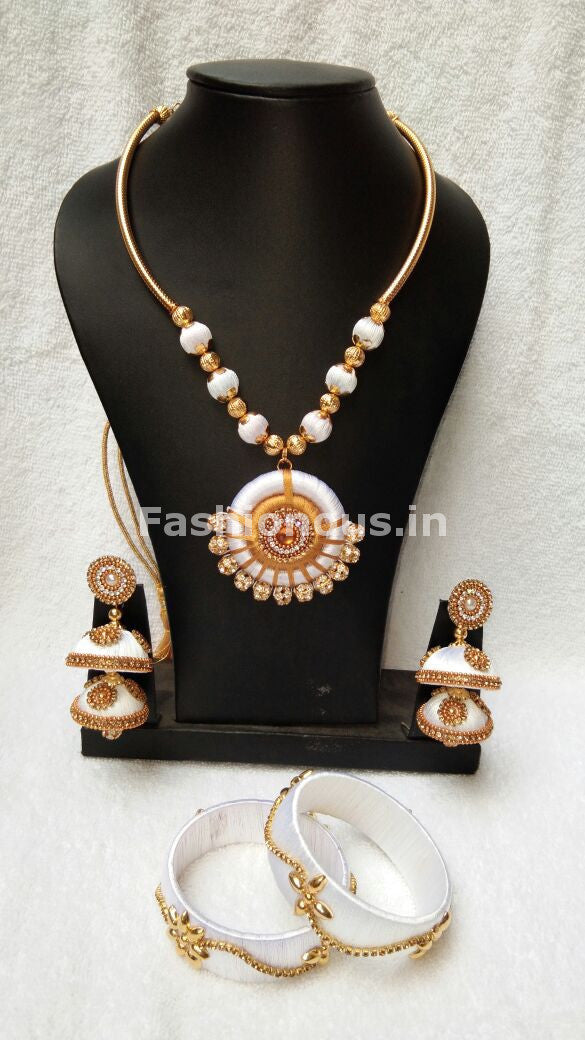 White and Golden Round Pendant Silk Thread Jewellery Set-STJS-017