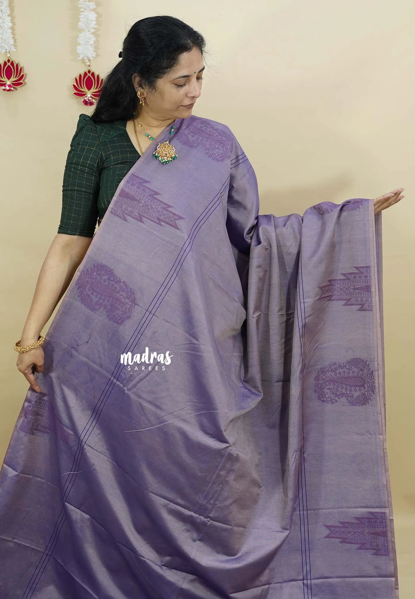 Dualshade Lavender  - Ahimsa - 120 count Pure mercerized silk cotton Saree with temple and mango border