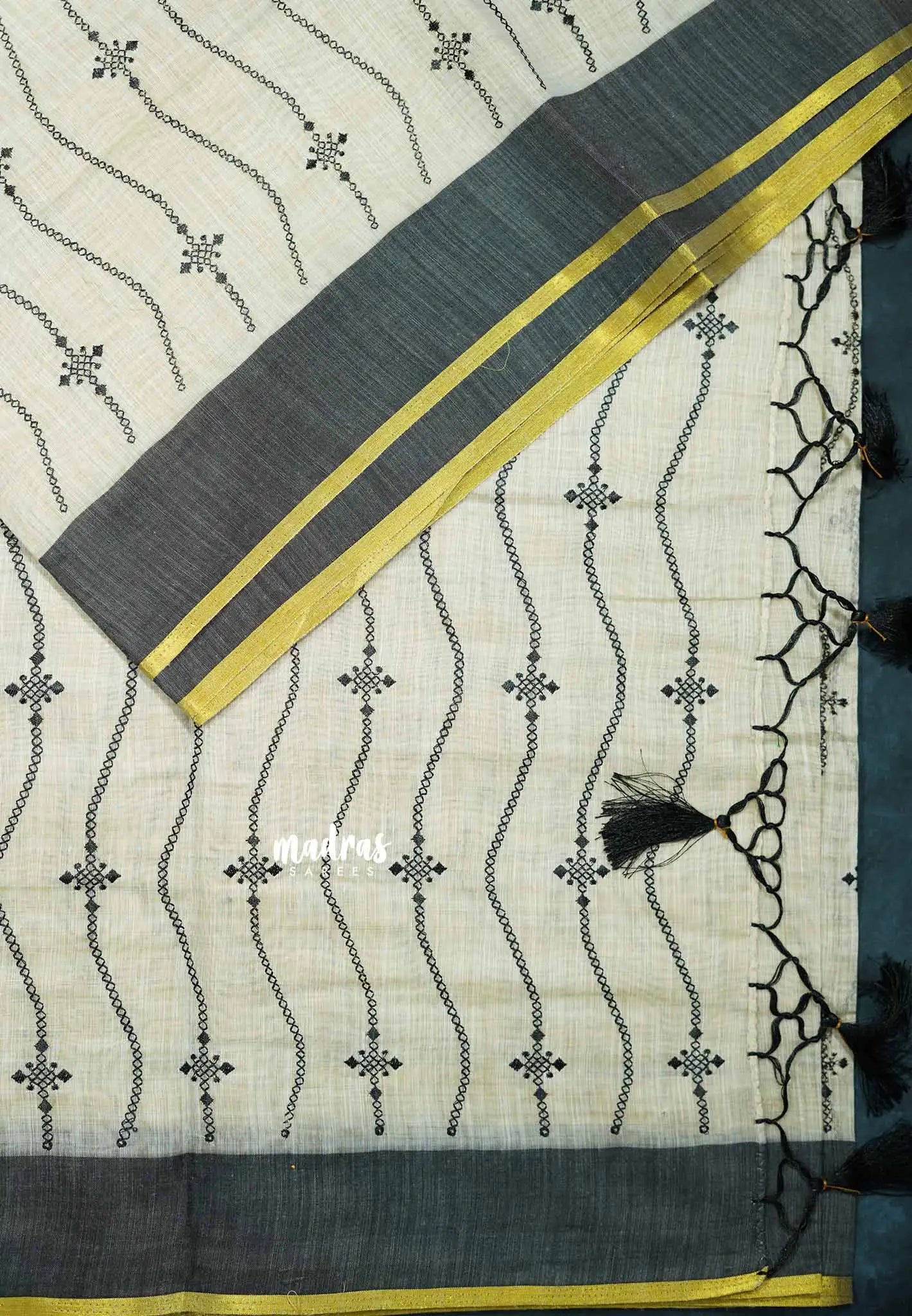 Waving - Halfwhite Haasini - Bamboo cotton silk Saree with embroidery