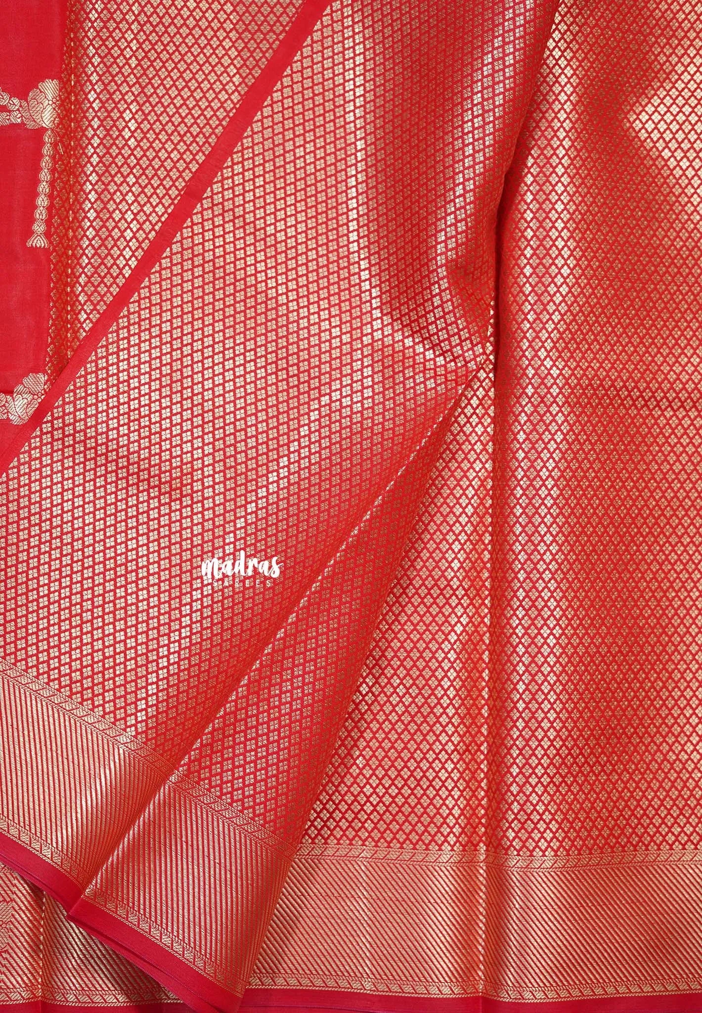 Spicy Red - Kanimozhi - Soft Silkcotton Saree and Zari Border - Best for Festive Wear