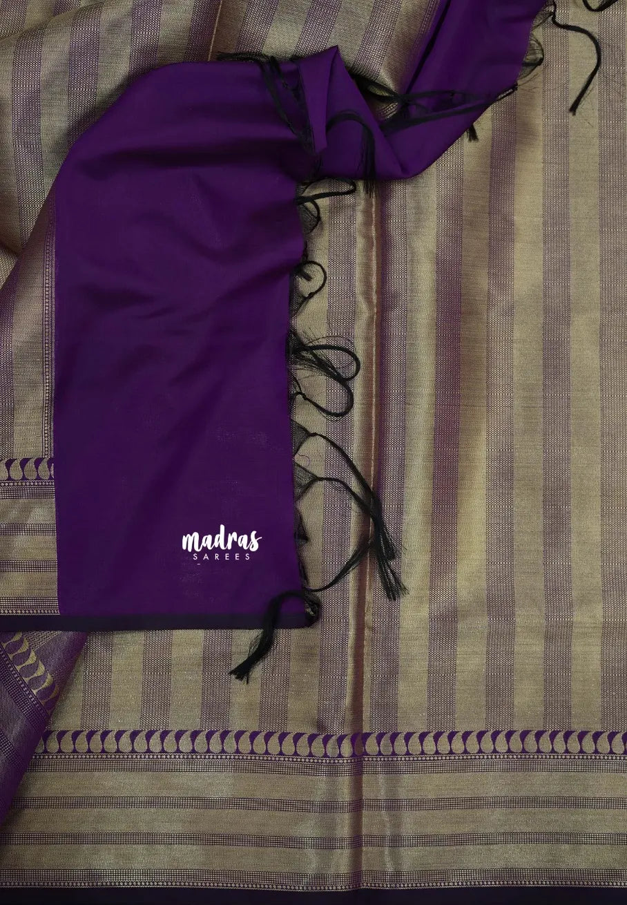 Royal Purple - Kanimozhi - Soft Silkcotton Saree and Zari Border with Mango Buttas
