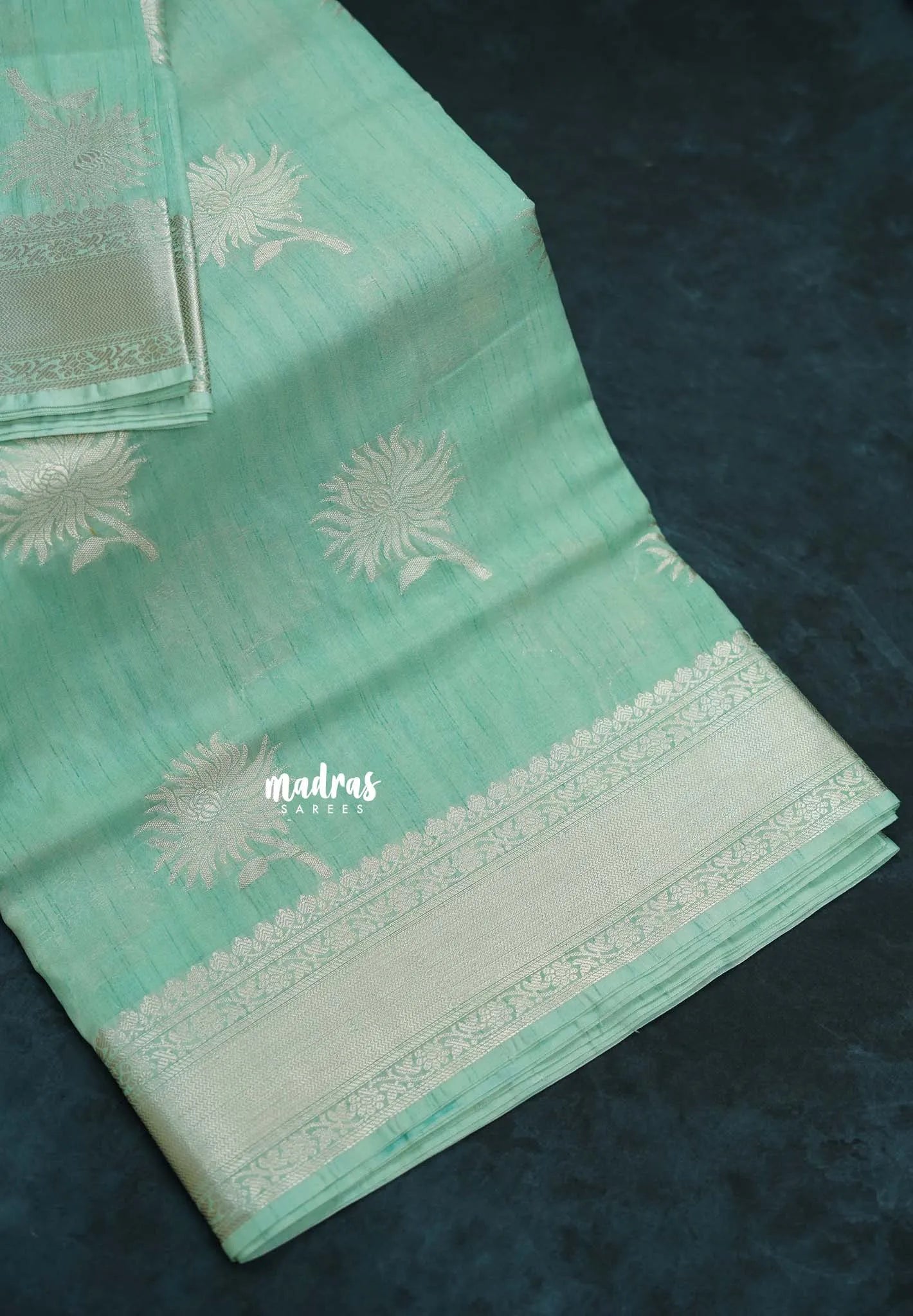 Light Aqua Green - Kanimozhi - Soft Silkcotton Saree with Grooves Zari Flower Buttas in Body with Zari Border - Best for Small Functions