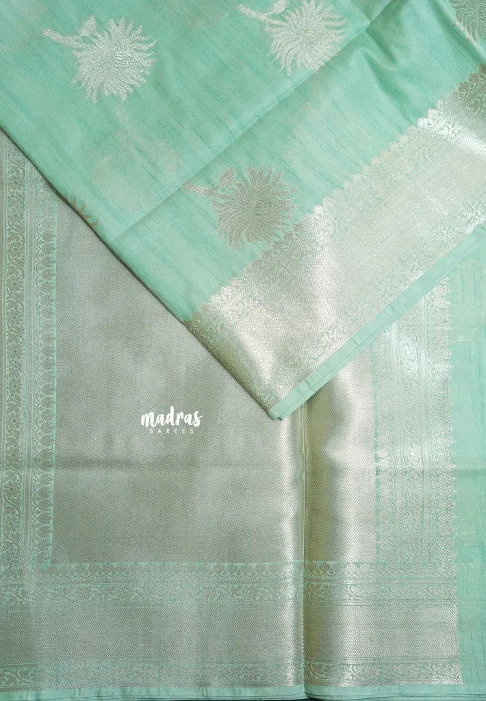 Light Aqua Green - Kanimozhi - Soft Silkcotton Saree with Grooves Zari Flower Buttas in Body with Zari Border - Best for Small Functions