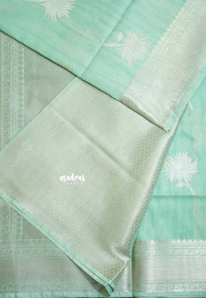 Light Aqua Green - Kanimozhi - Soft Silkcotton Saree with Grooves Zari Flower Buttas in Body with Zari Border - Best for Small Functions