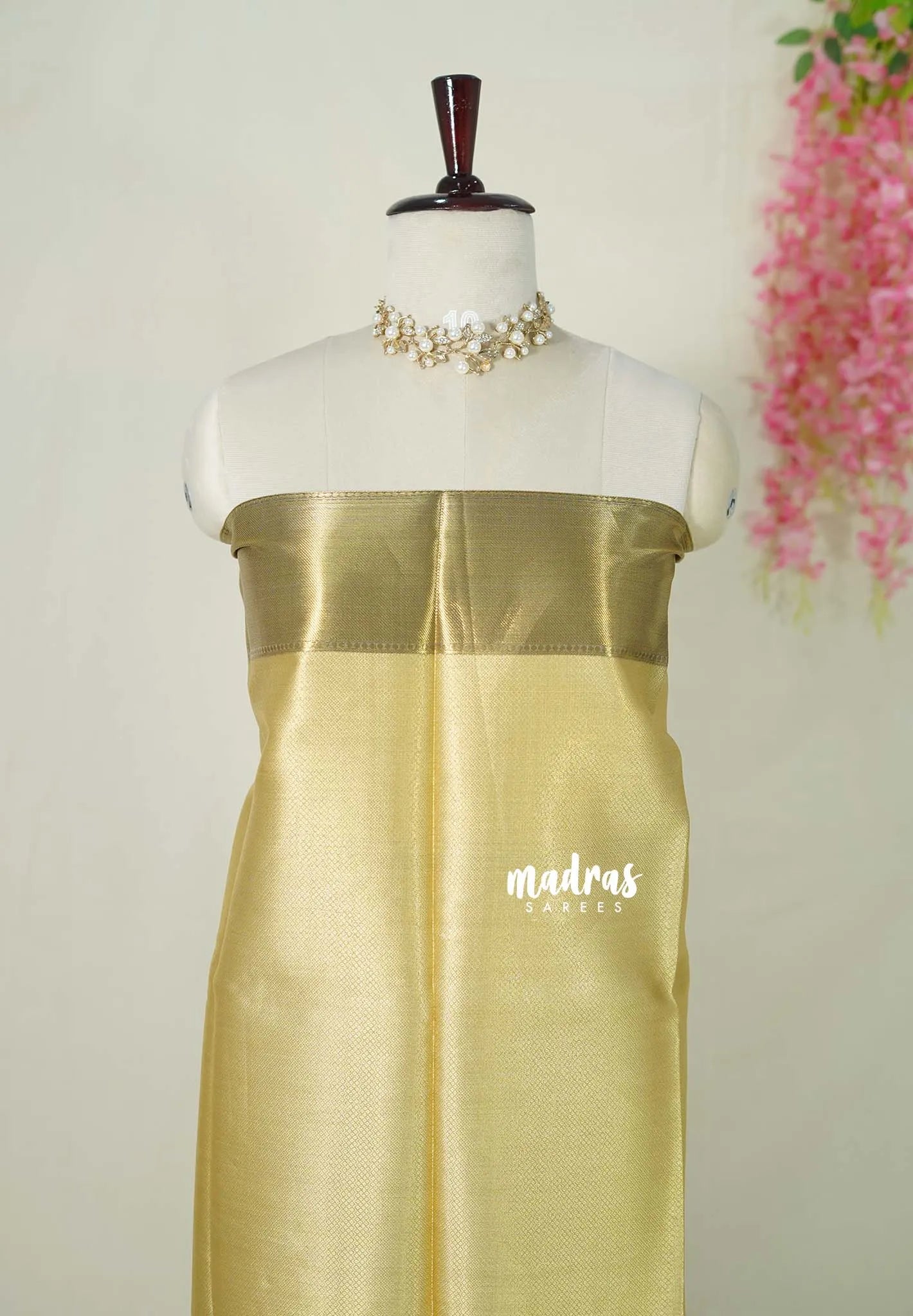 Ahaana -   semi silk cotton Saree with emboss weaving plain border - Pure gold