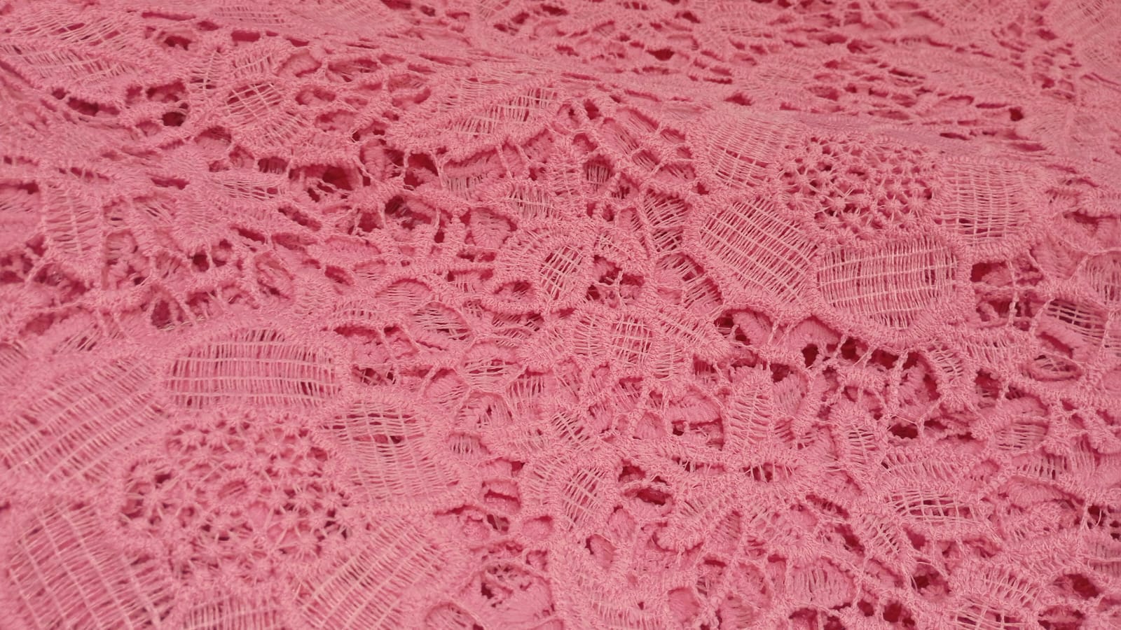 Pink Hakoba