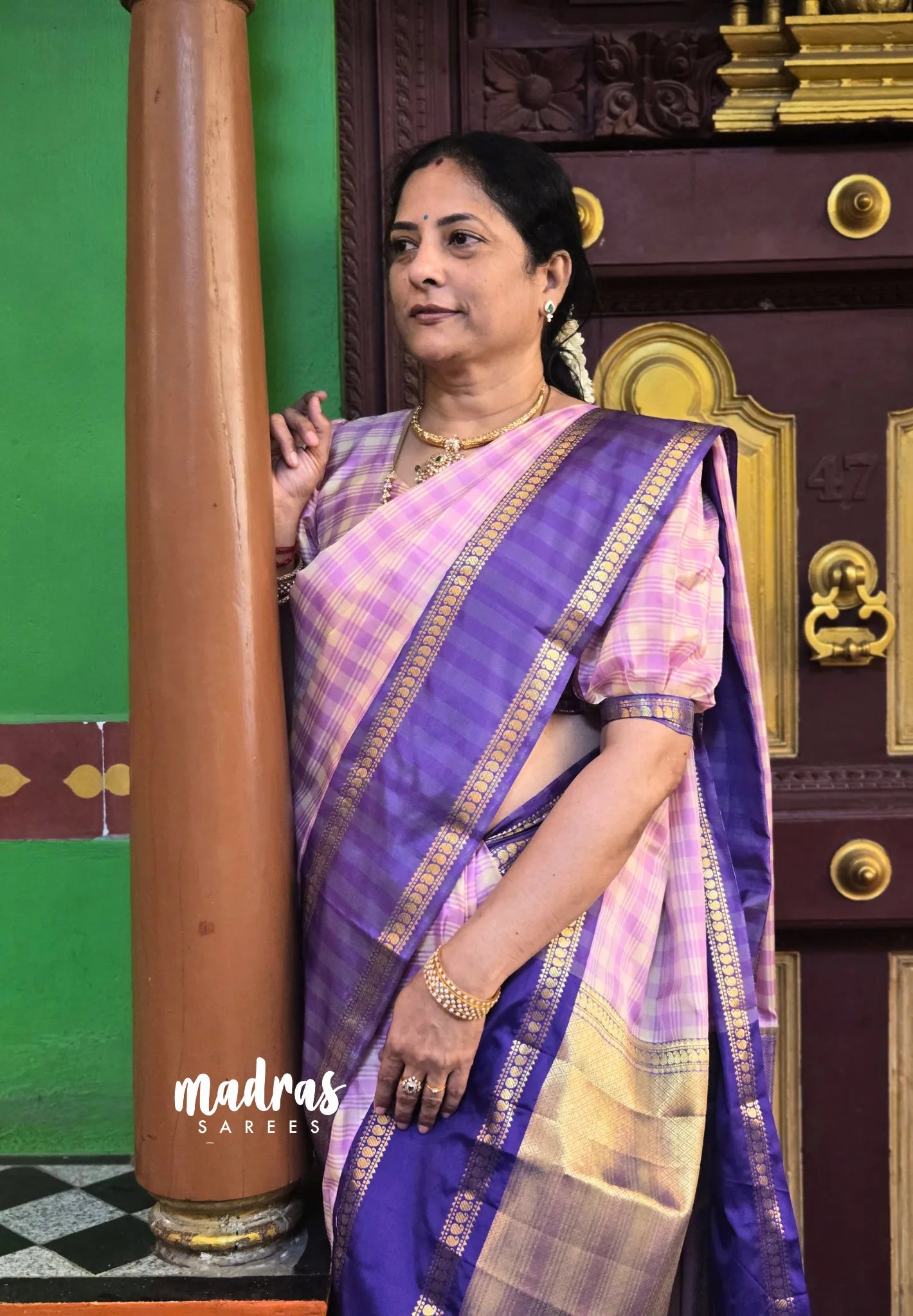 Lilac Lavender - Kanimozhi - Soft Silk cotton saree with Vintage Big Checks with Rettapet Border - Best for Festive Wear