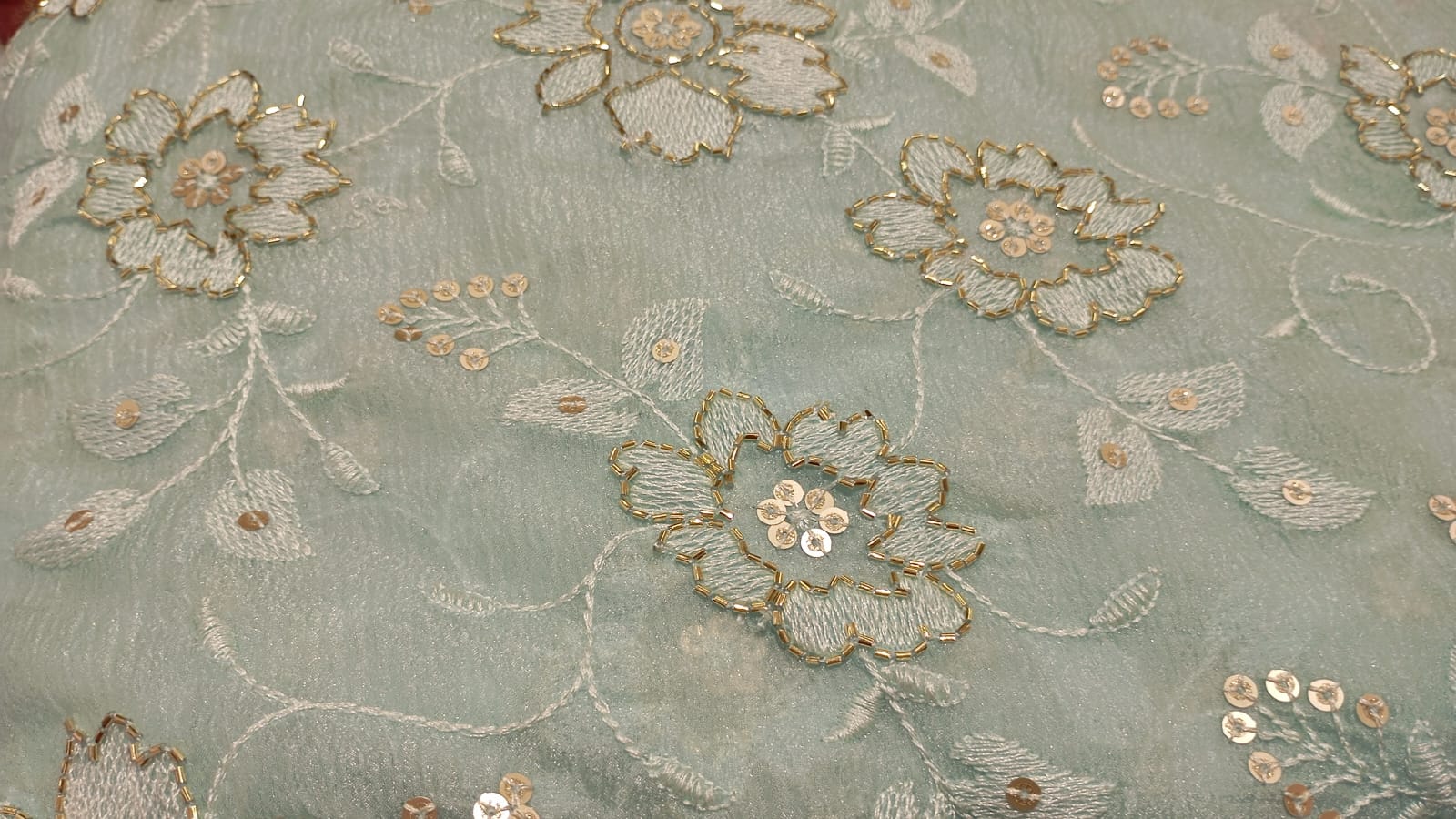 Blue Tissue Crush