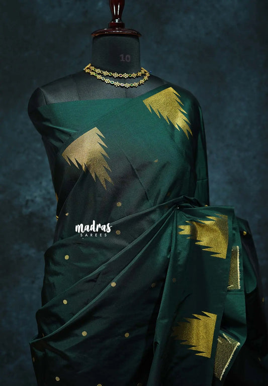 Deep Green - Hamsavalli – Soft Silk Cotton Elegance saree with temple weaving rich pallu