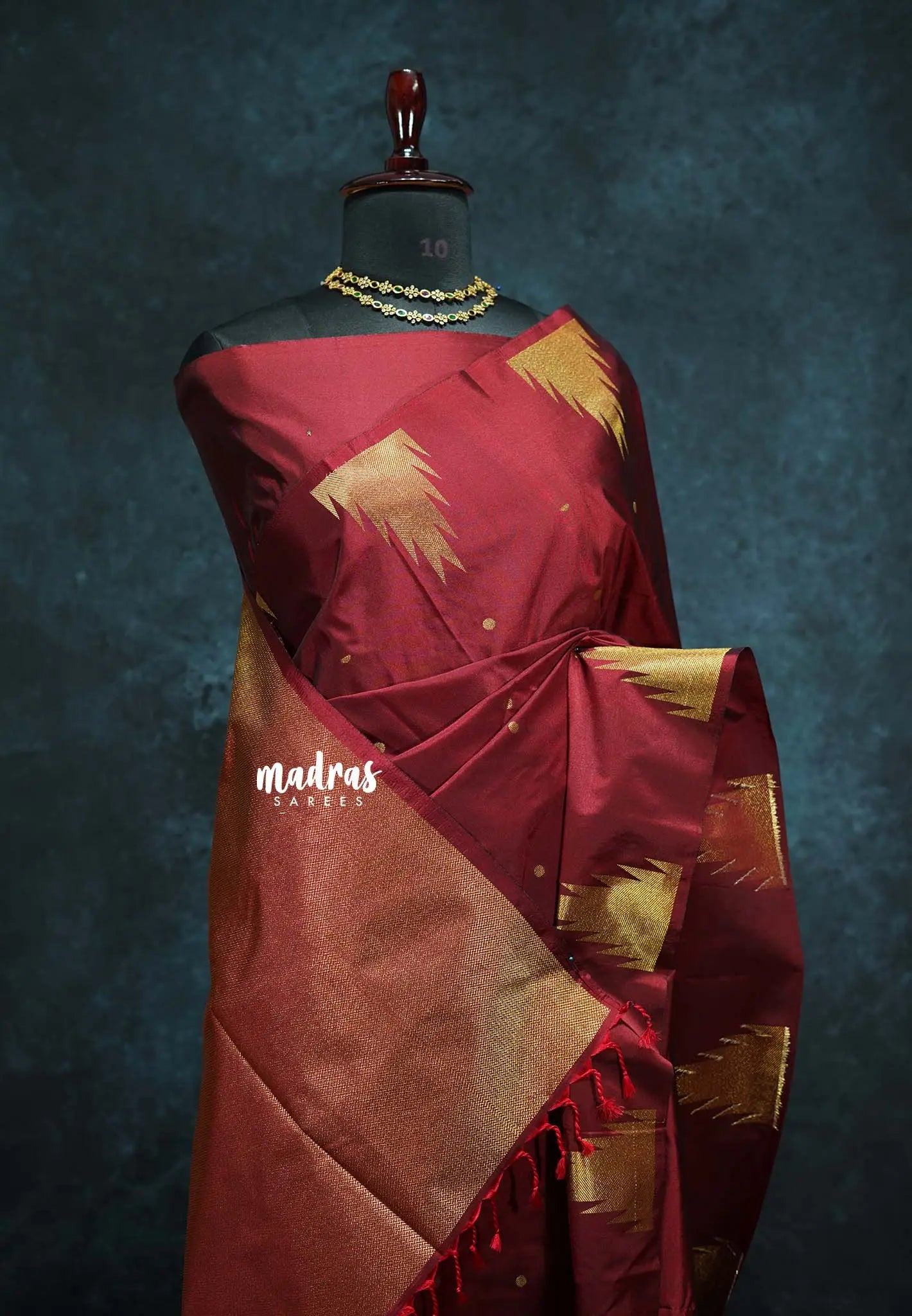 Majestic Maroon - Hamsavalli – Soft Silk Cotton Elegance saree with temple weaving rich pallu