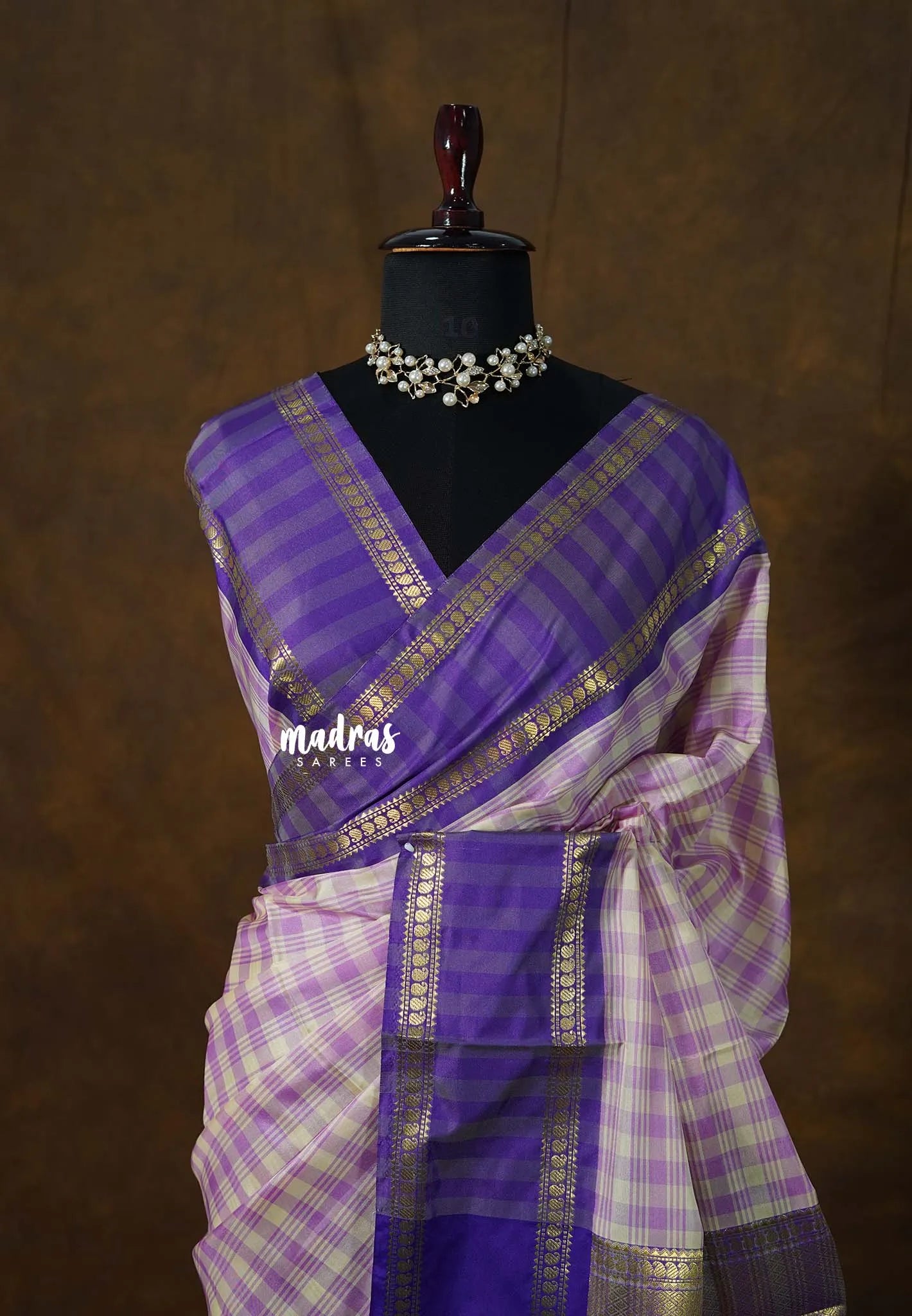 Lilac Lavender - Kanimozhi - Soft Silk cotton saree with Vintage Big Checks with Rettapet Border - Best for Festive Wear