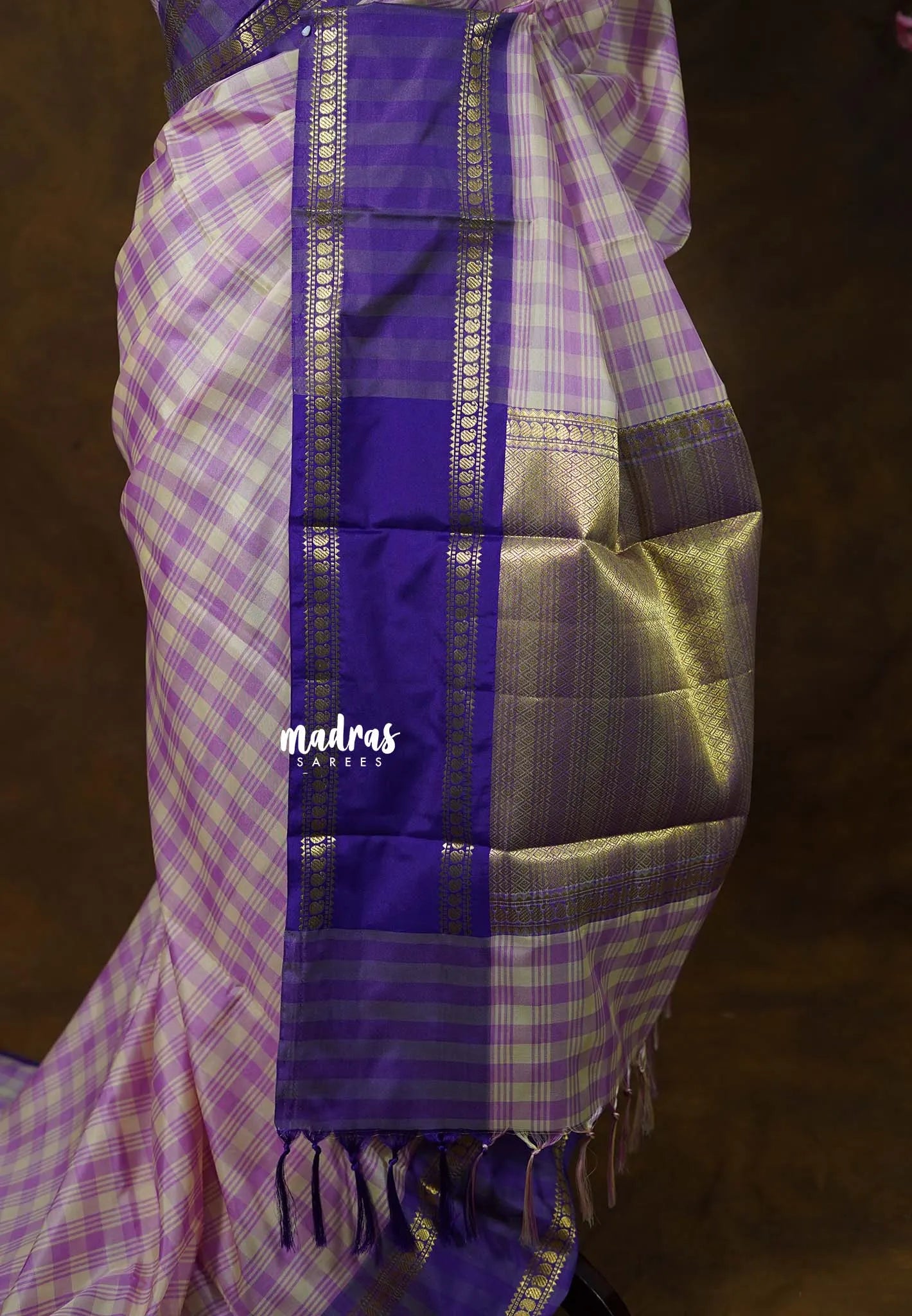 Lilac Lavender - Kanimozhi - Soft Silk cotton saree with Vintage Big Checks with Rettapet Border - Best for Festive Wear