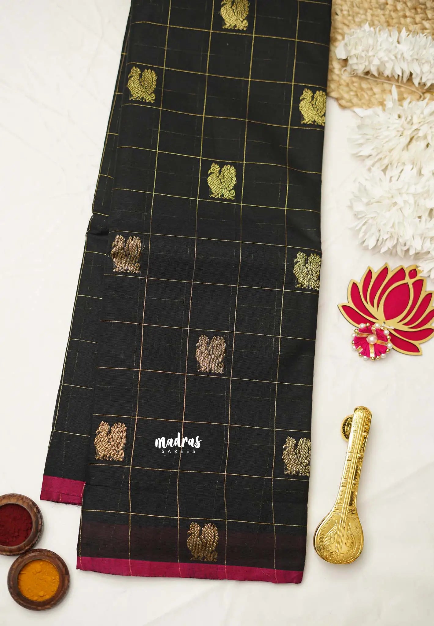 Korvai silk cotton Checks With annam Buttas Black - Madras Sarees 