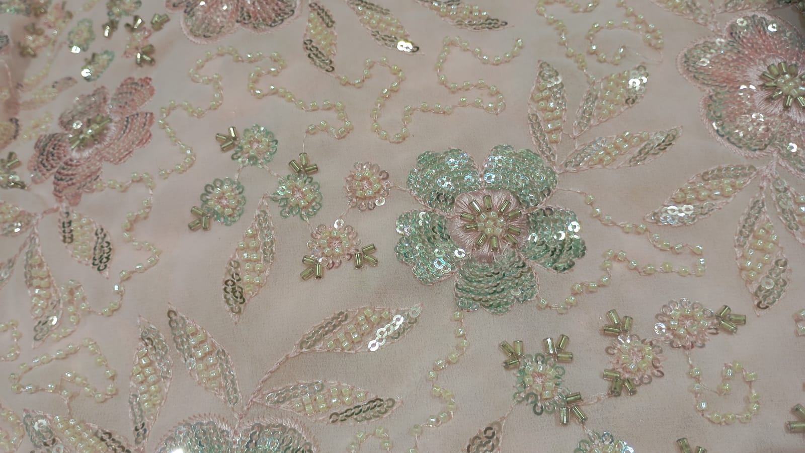 Sandal Suncrepe Embroidery Heavy