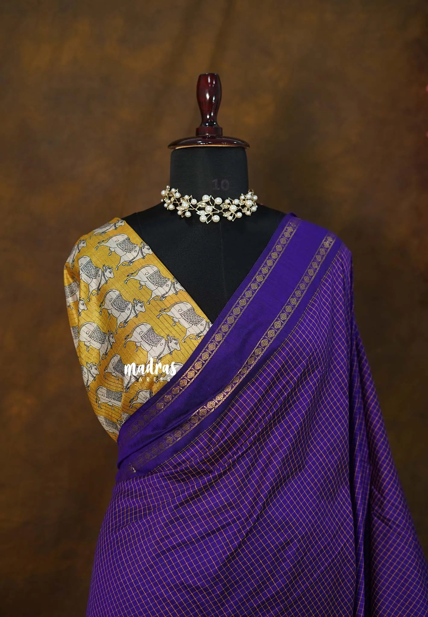 Royal Violet - Vintage gadwal silk cotton plain body multi chain boder saree with pichwai blouse combo