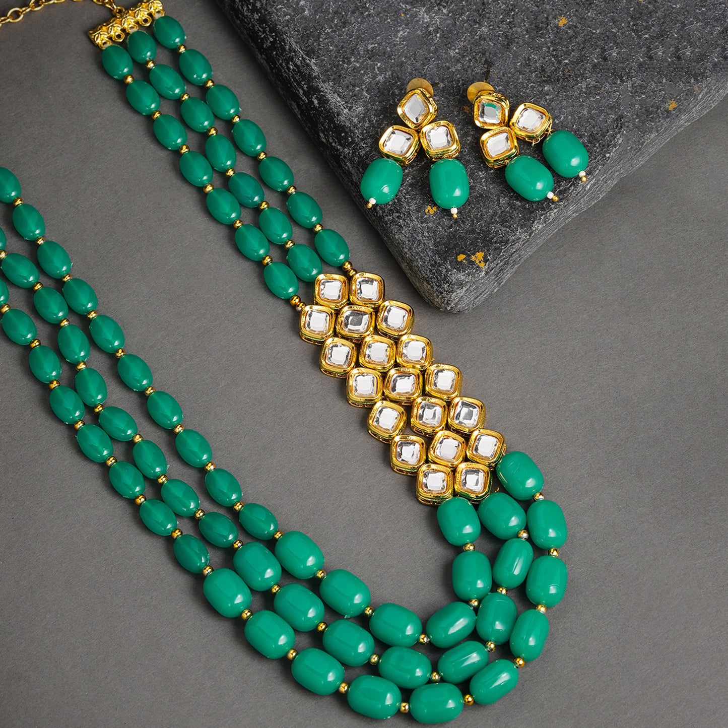 Green Kundan Necklace Set