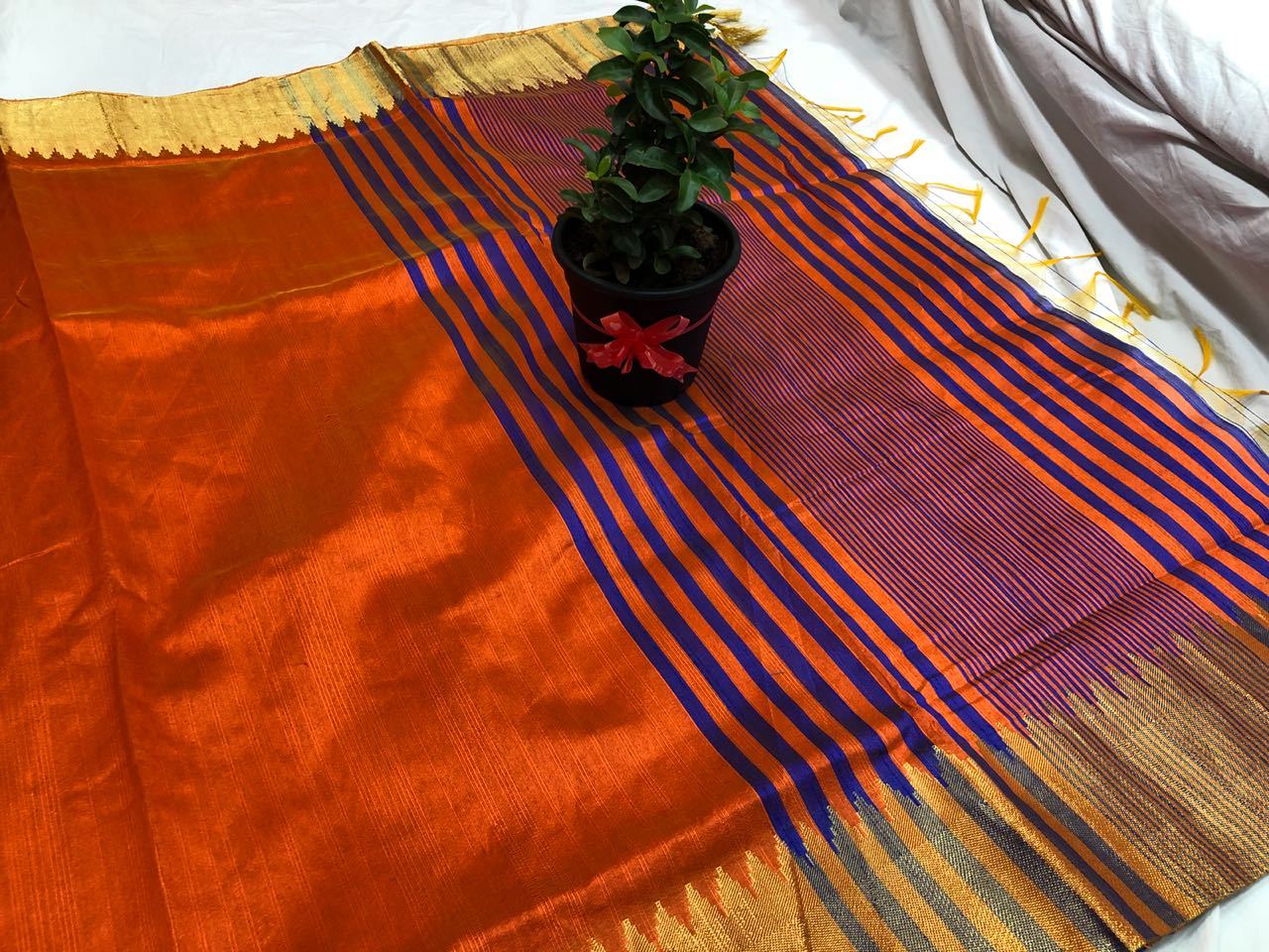 Amber Glow Banarasi Raw Silk Saree-BNS032 yellow and maroon coloured plain silk saree