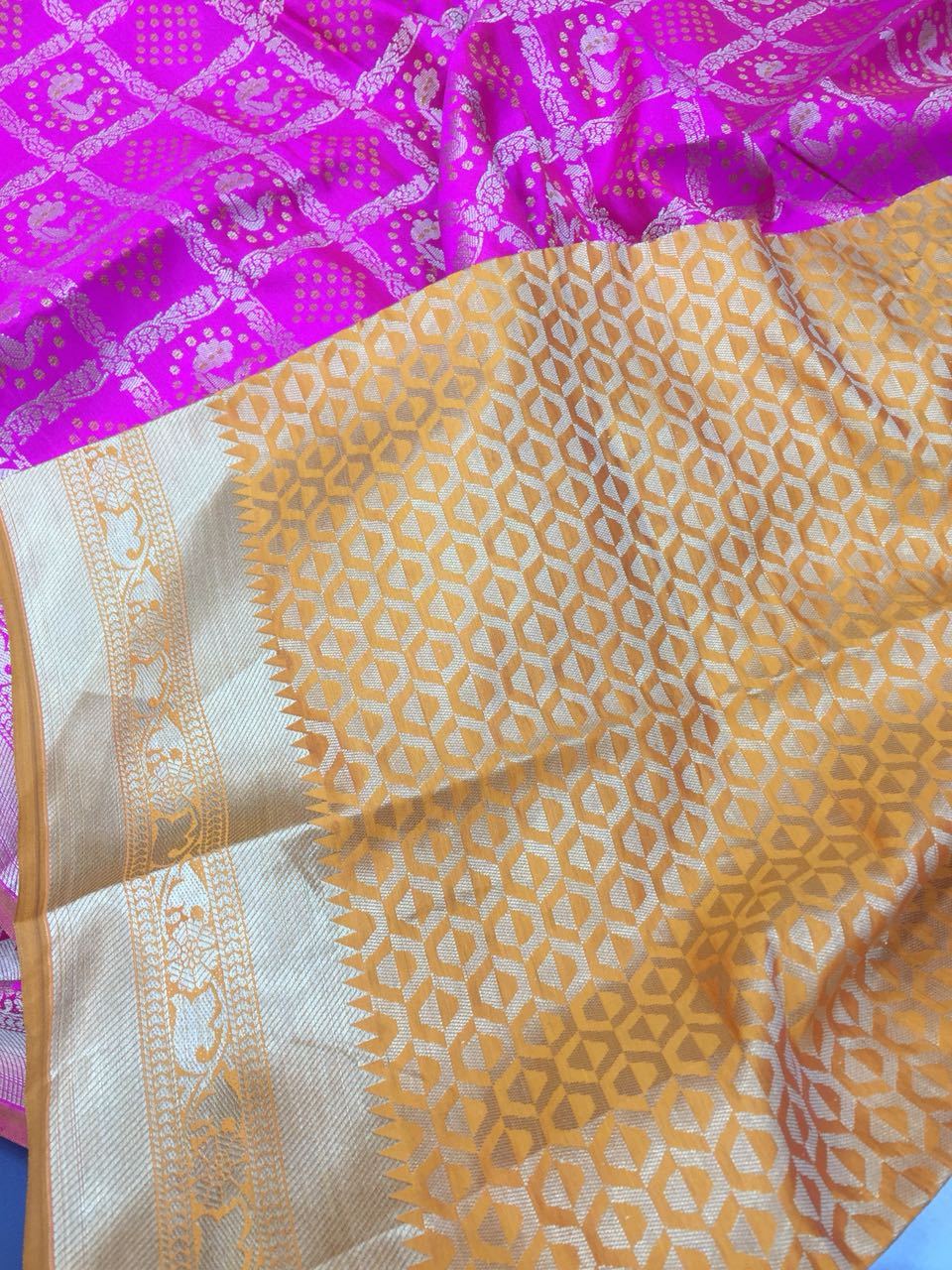 Lilac Love Patola Banarasi Silk Saree BNS013