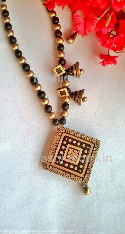 Beige Diamond Terracotta Pendant Set-TJS-055