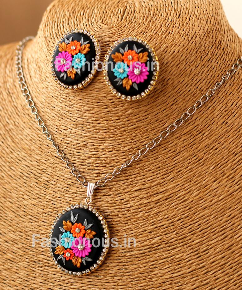 Black Muti Floral Neclace and Earrings-ZAPCNS-039